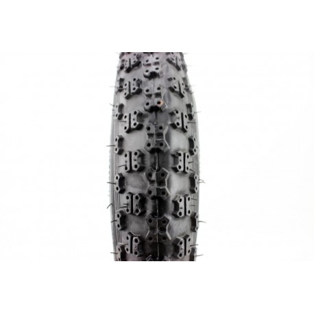 Шина 12" 1/2х2 1/4 (57-203) шипована C714 CST