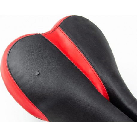 УЦЕНКА Сиденье MTB 260x150мм, чёрно-красное SD-7100 (незначительный дефект обшивки, см. фото) Китай