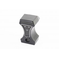 Пластик-кришка на панелі приладів де індикатори к-кт, 2 деталі Китай