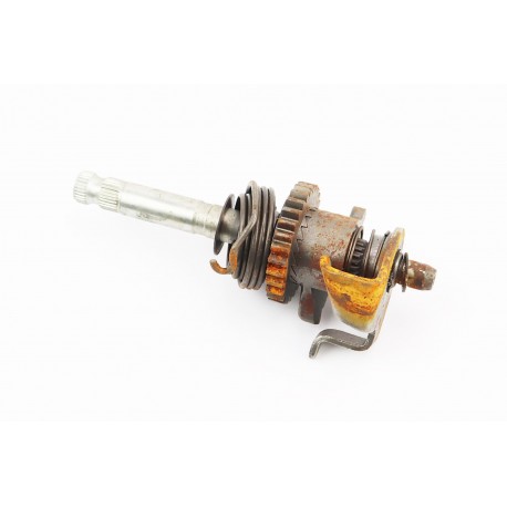 УЦЕНКА Вал кикстартера в сборе (шестерня, пружина) CB250 (присутствует налёт) Китай