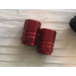 Колпачок ниппеля "ШЕСТИГРАННИК", алюминиевый, красный 2шт Китай