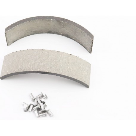 Тормозные накладки к-кт 2шт с заклёпками Китай