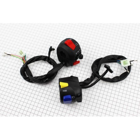 Блок кнопок на кермі правий, лівий к-кт 2шт (фішки "тато" "тато") Китай