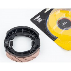 Гальмівні колодки задні к-кт, 105мм (барабан, накладки з виборкою) 10", 12" LAONIU