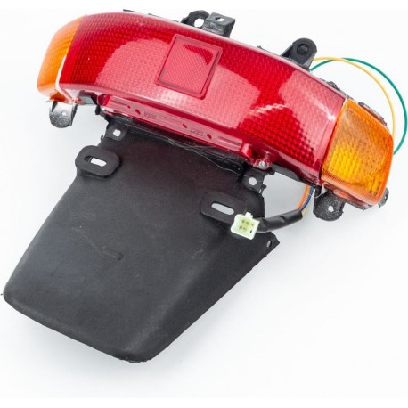 УЦІНКА Honda LEAD AF-20 ліхтар задній з крилом в зборі (дефект сборки, див. фото) Китай