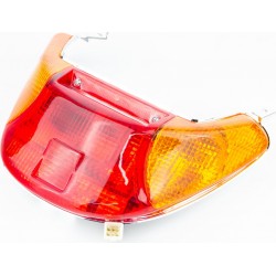 УЦІНКА Suzuki LET'S ліхтар в зборі (фішка тато) (відламано одне кріплення, див. фото) Китай