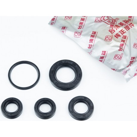 Сальники к-кт 5шт (15,5x25,5x7-2шт/ 17x30x6/ 24x40x7/ 34x39x3) двигуна, Honda DIO S