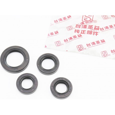 Сальники к-кт 4шт (17x30x7-2шт/ 20x32x7/ 27x42x7) двигателя S