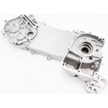 Картер левый (длинный вариатор) 43см Китай