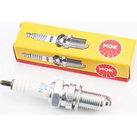 Свеча 4Т DPR8EA-9 M12-L19 (с резистором) CG/CB/CH250/YP250 NGK