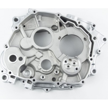 Картер двигателя правый Китай