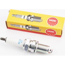 Свеча 4Т DPR7EA-9 M12-L19 (с резистором) CG/CB/CH250/YP250 NGK