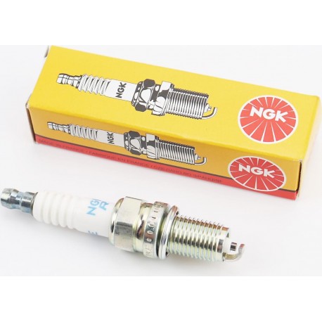 Свеча 4Т DCPR8E M12-L19 CG/CB/CH250/YP250 NGK