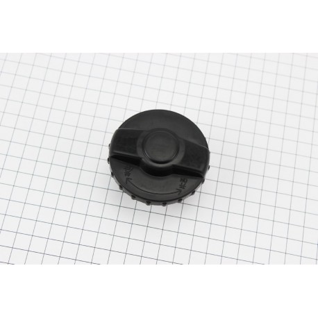 Крышка топливного бака с резьбой (нового образца) DongFeng 244/240 (200.50.011) Китай