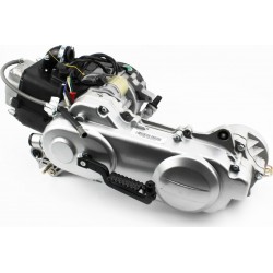 Двигатель скутерный в сборе 4Т-80куб (короткий вариатор, короткий вал) Китай