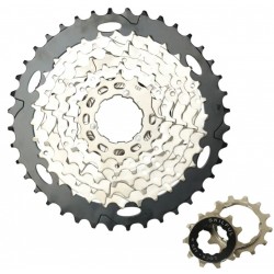 Касета 8 SkilFul CS-M270 11-40Т чорний