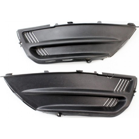 Пластик-вставки бічні Пластика заднього бокового к-кт 2шт Китай