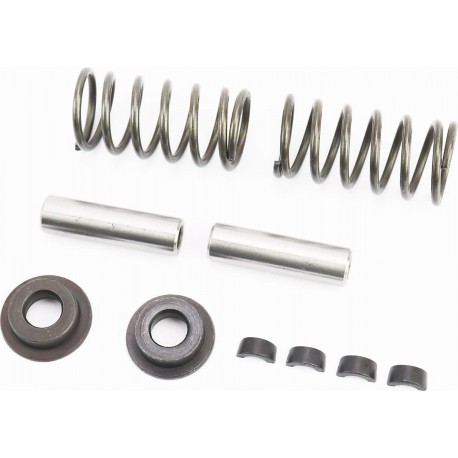 Клапанный механизм к-кт R175A/R180NM (пружина-2шт+тарелка клапана-2шт+направляющая, d-7мм -2шт+сухарь-4шт) Китай