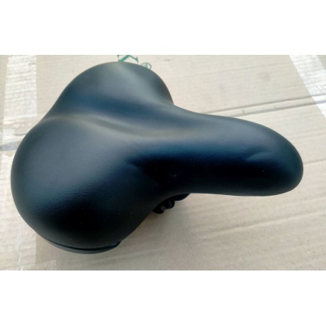 Седло велосипедное (пластмассовое, мягкое черное) YKX